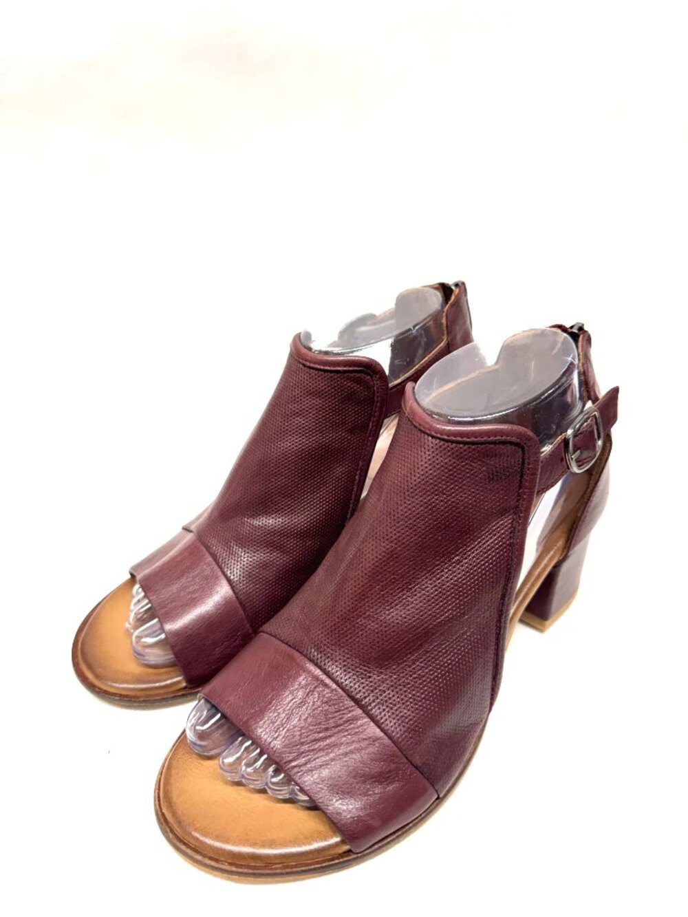 MIZ MOOZ WOMEN'S ANKLE STRAP LEATHER SHOOTIE SANDALS WINE 37EU / 7US # T-77 - Picture 2 of 6
